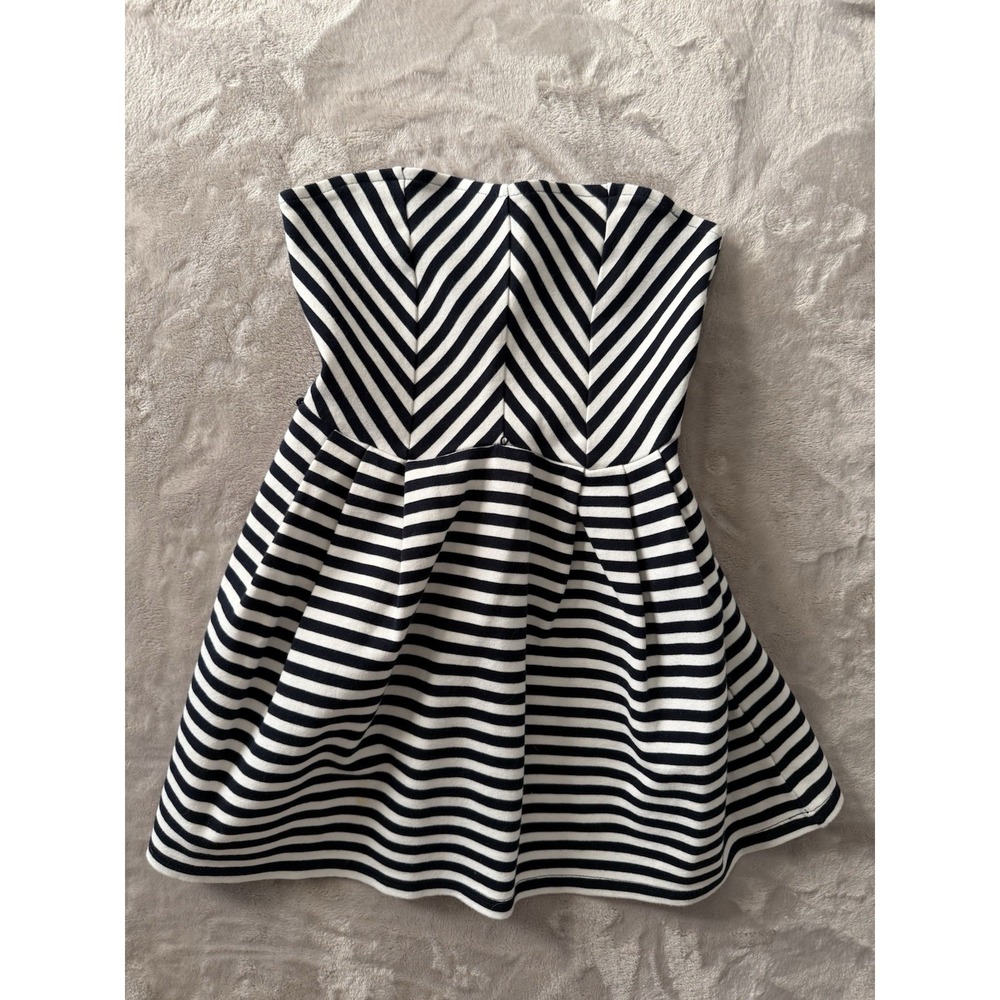 Charlotte Russe Strapless Black White Striped Fit Flare Dress M Stretch - Picture 2 of 7